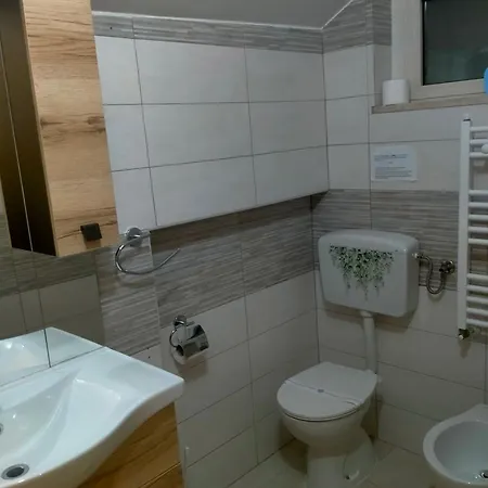 Apartament Perla Di Mare *